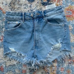 zara hi rise shorts
